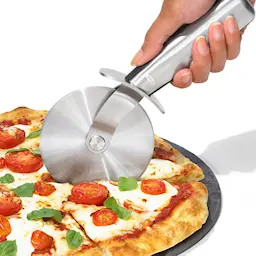 Oxo Pizzahjul 23,5 cm  hover