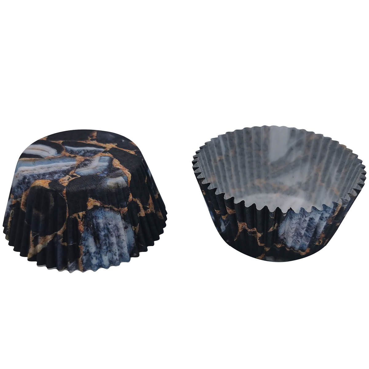 Modern House – bAYk Muffinsform 7x5x3,5 cm 50-pack Svart/Guld