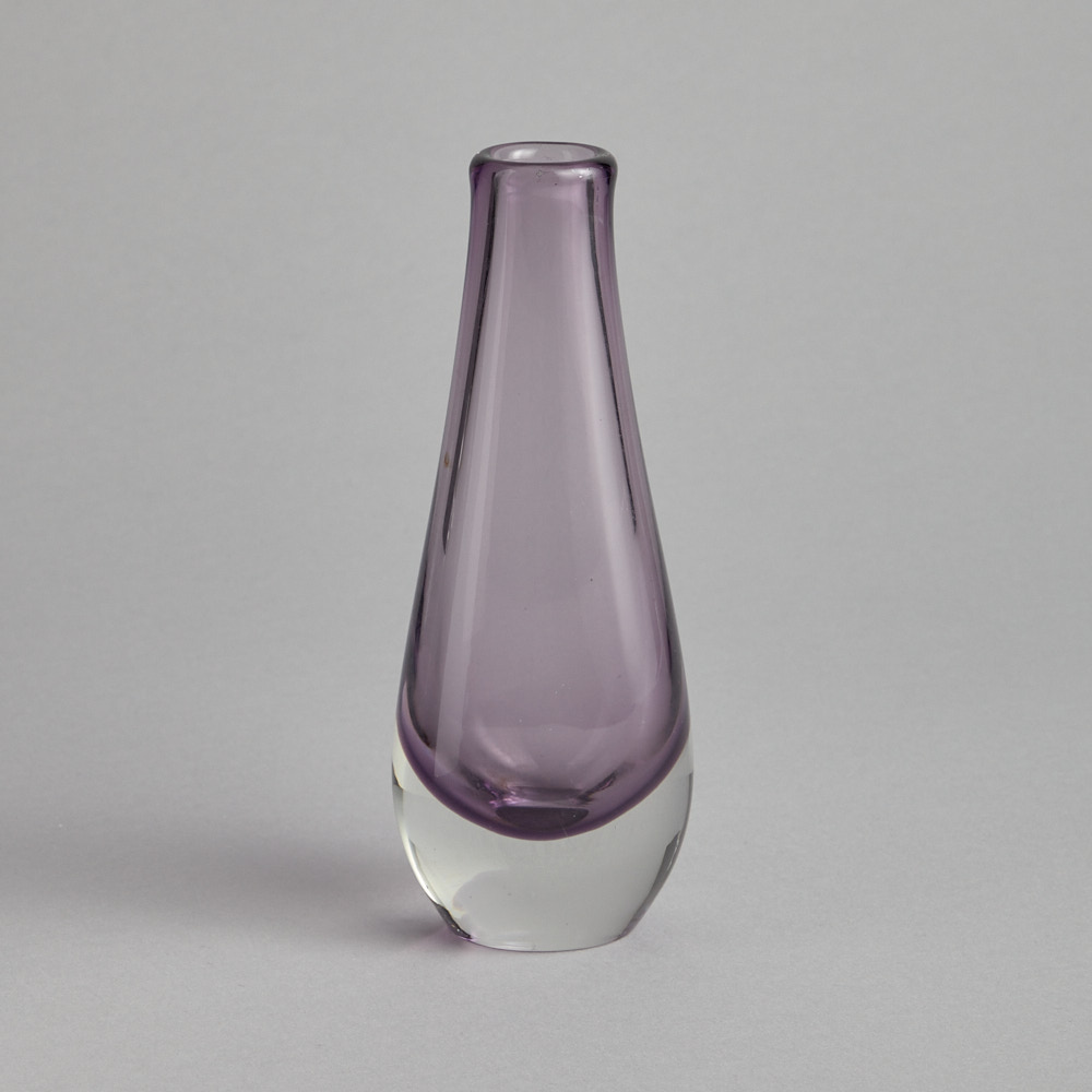 Vintage - SÅLD Lila Vas 18 cm