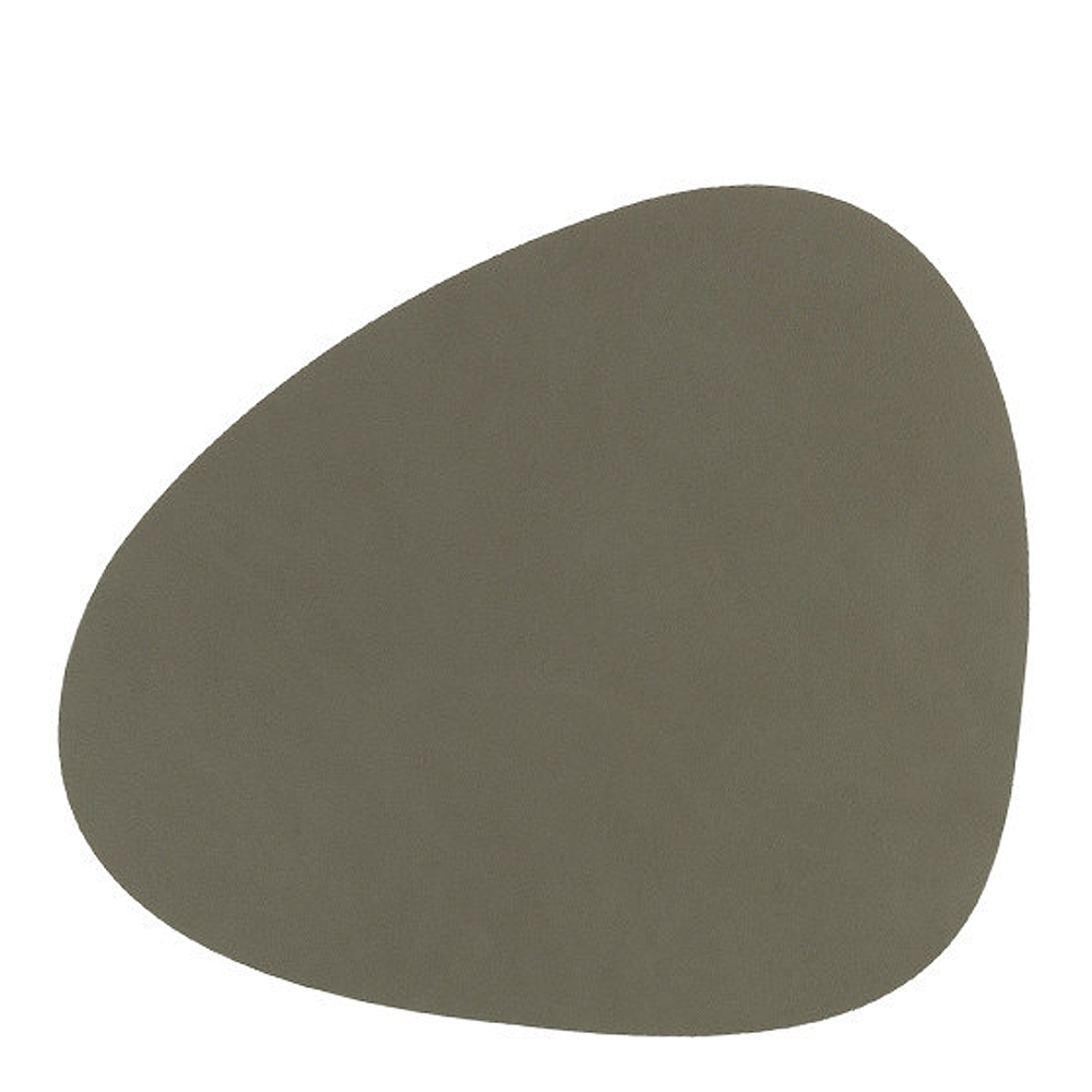 Lind DNA – Nupo Curve Tablett 37×44 cm Militärgrön