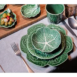 Bordallo Pinheiro Cabbage Skål Kålblad 15 cm  Grønn  hover