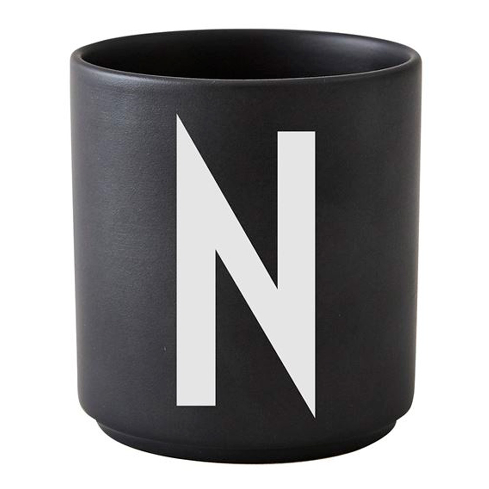 Läs mer om Design Letters - Mugg 25 cl N Svart