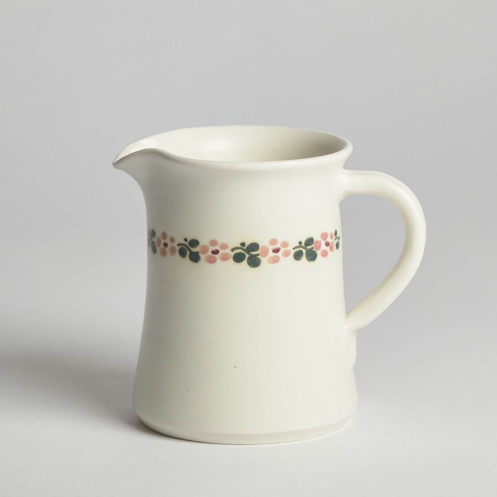 Läs mer om Vintage - SÅLD Mjölkkanna med Blomsterdekor, Uppsala Keramik