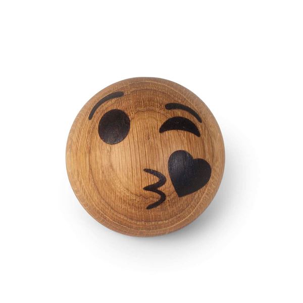 Spring Copenhagen – Emojiboll Ek 7 cm Kiss