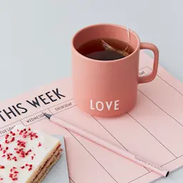 Design Letters Favourite Cup med hank Love Nude  hover