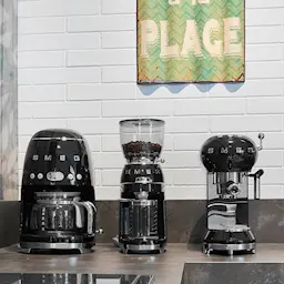 Smeg Smeg 50's Style Kaffebrygger Svart  hover