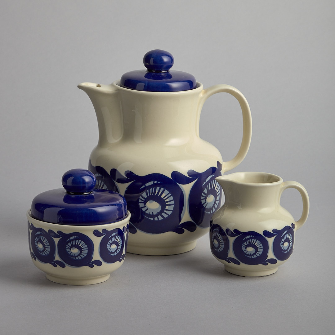 Vintage – Kaffekanna sockerskål och gräddsnipa med blå dekor